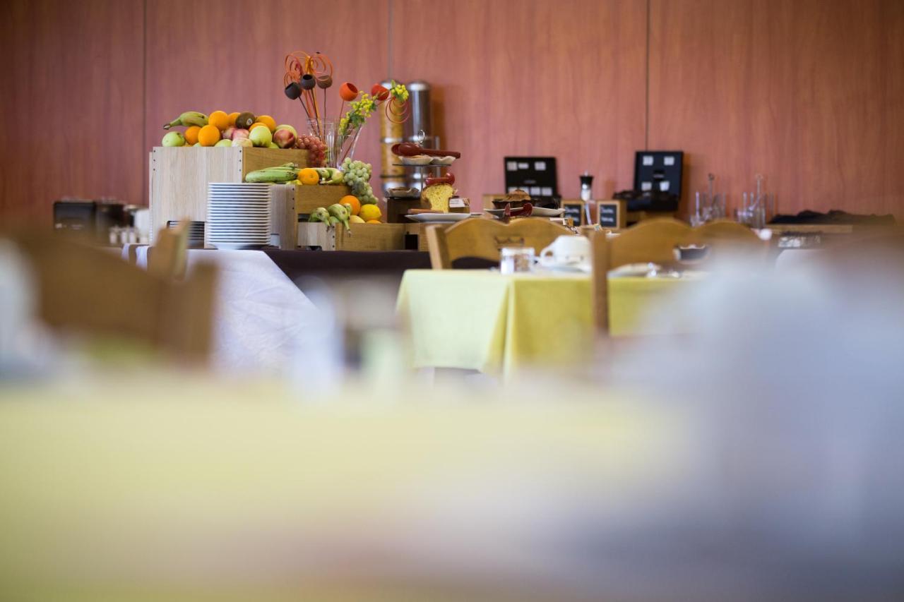 Logis Hotel Restaurant Solenca 노가로 외부 사진